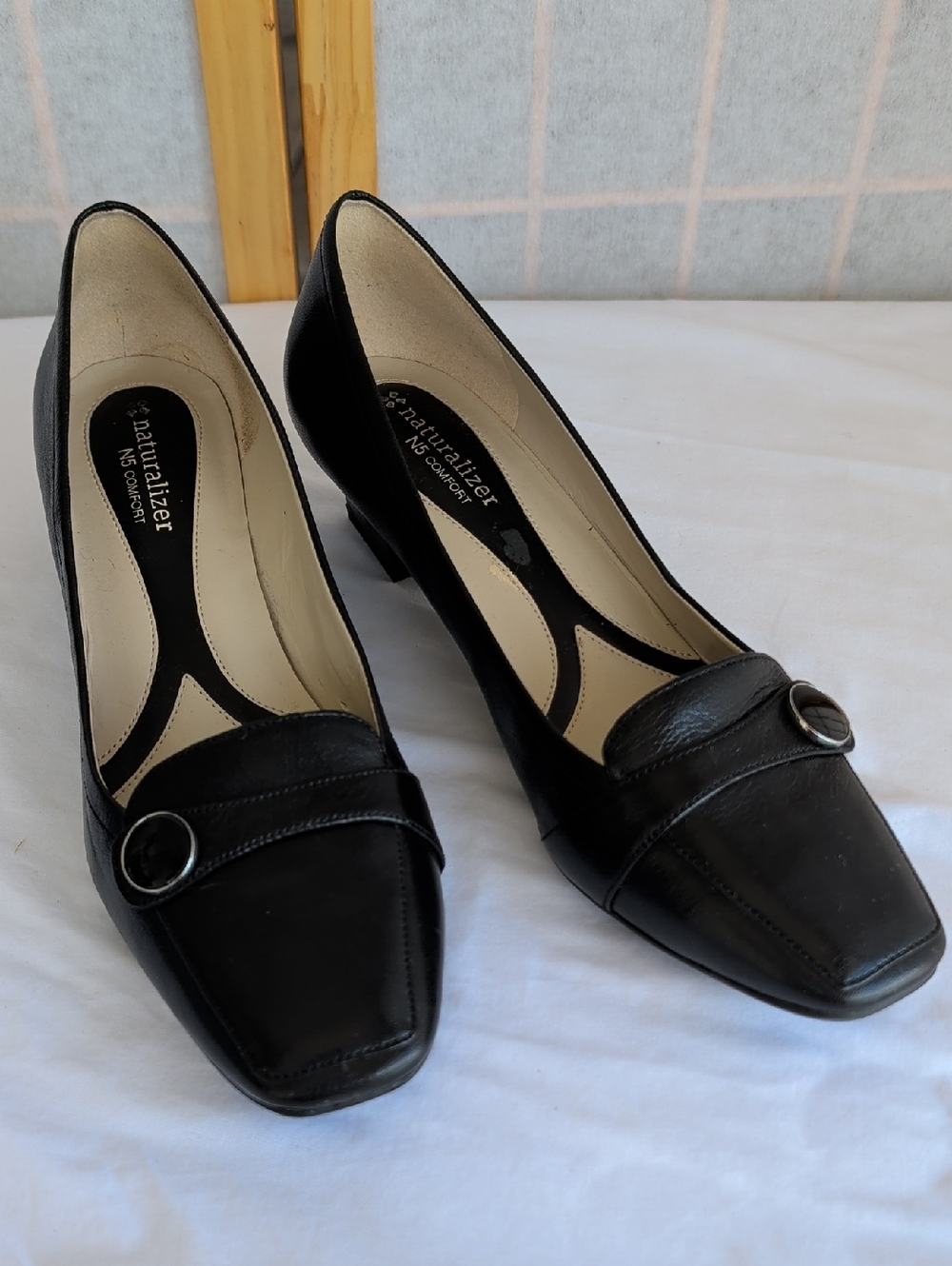 Naturalizer Black Leather Low Block Heel Pumps with Buckle Accent